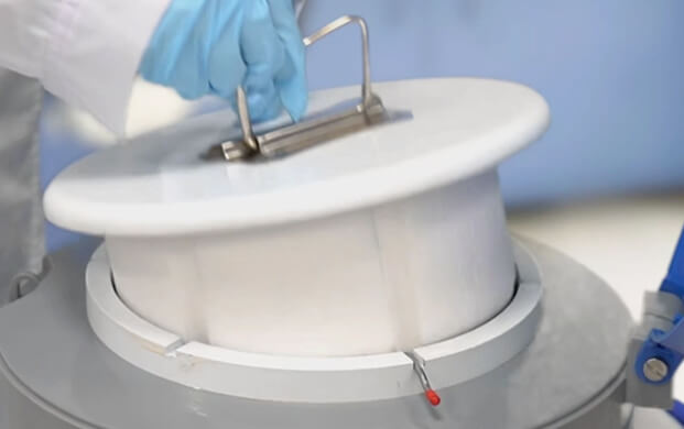 液氮罐里的樣品怎么?。? loading=